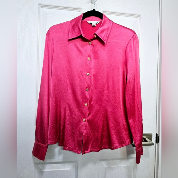 St. John Pink Silk Button Down Longsleeve Shirt - Picture 1 of 13